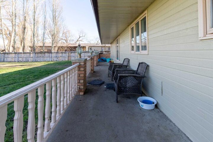 Property Photo: 63004A Hwy 5 AB T0K 2N0