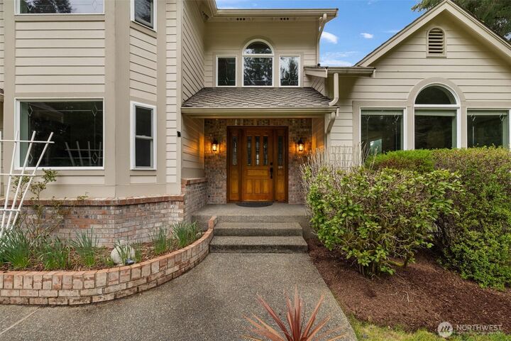 Property Photo:  5802  Troon Avenue SW  WA 98367 