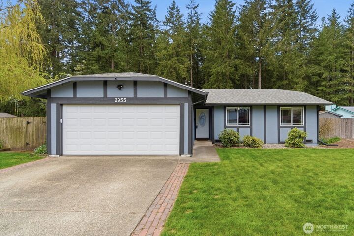 Property Photo:  2955  Poncho Villa Place SE  WA 98366 