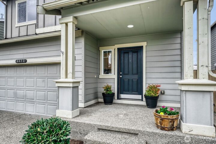 Property Photo:  8623  11th Place SE  WA 98258 