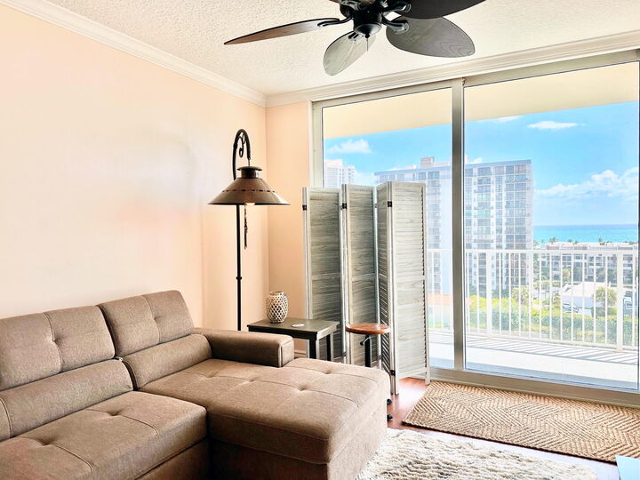 Property Photo:  3020 NE 32nd Avenue 1003  FL 33308 