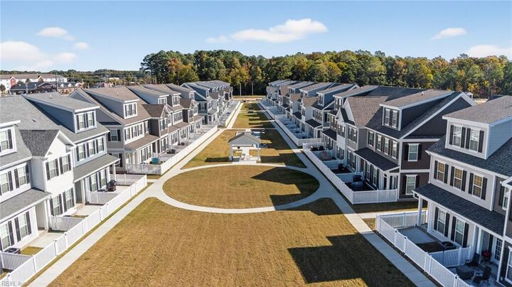 Property Photo:  2019 Guava Ln  VA 23321 