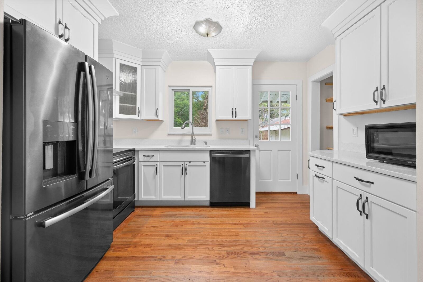 Property Photo: 36 Park Ave FL 32084