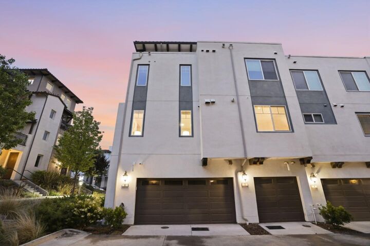 Property Photo:  280 William Manly Street 6  CA 95136 