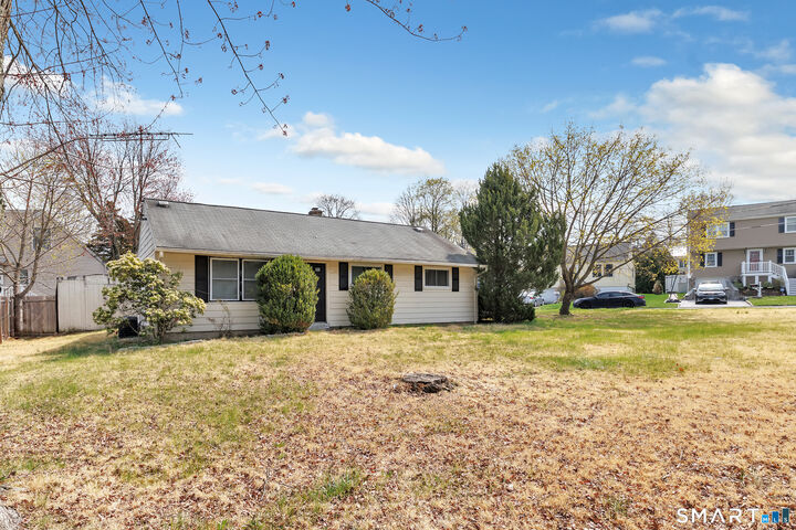 Property Photo:  12 Hawthorne Drive  CT 06851 