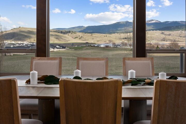 Property Photo:  18211 E Memory Ln  WA 99016 