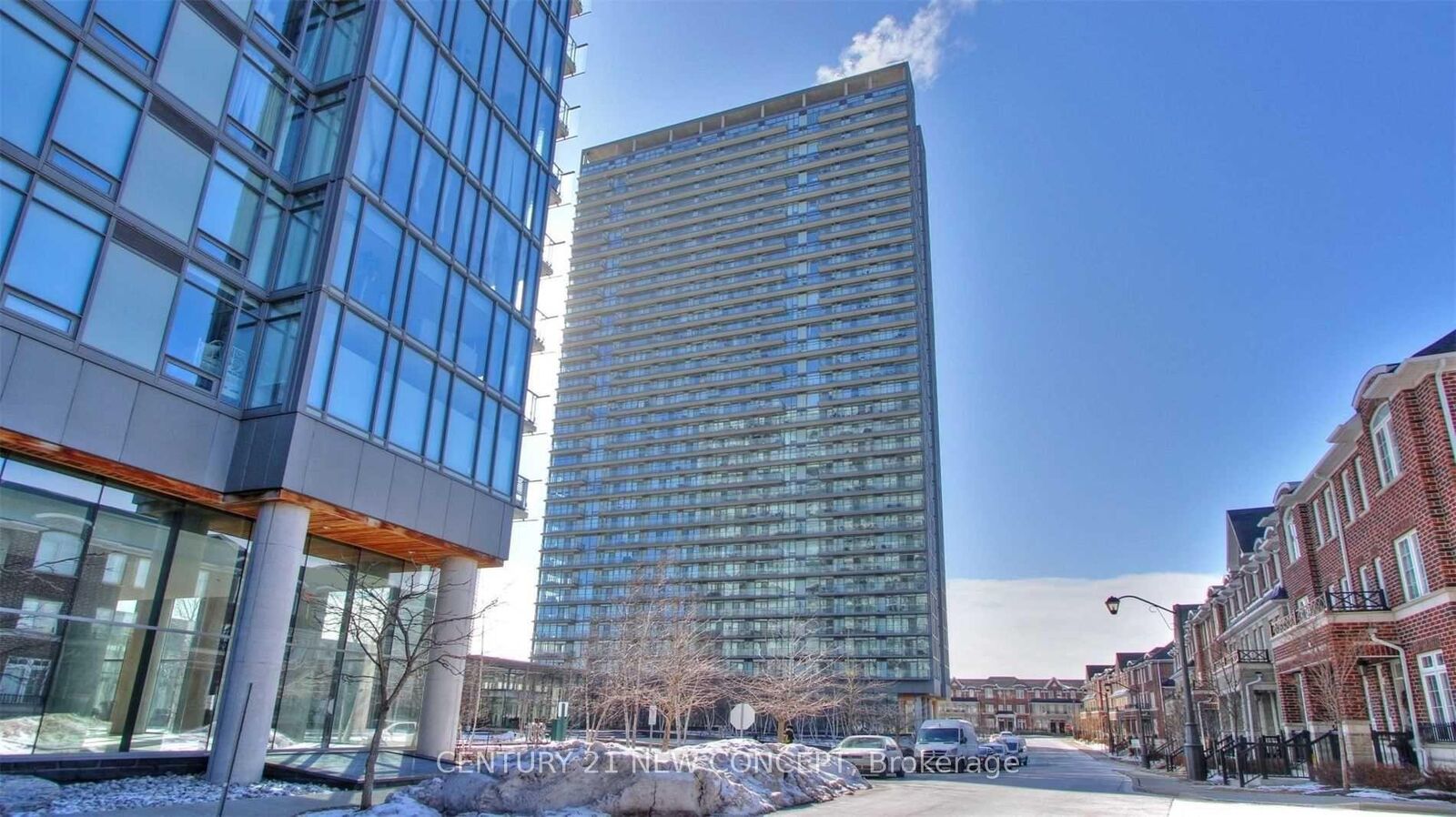 Property Photo:  105 The Queensway Avenue 2505  ON M6S 5B5 