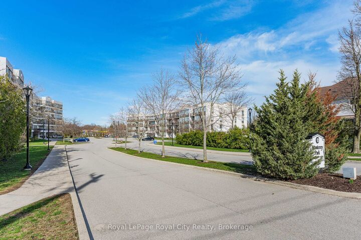 105 Bagot Street 402 — photo 1
