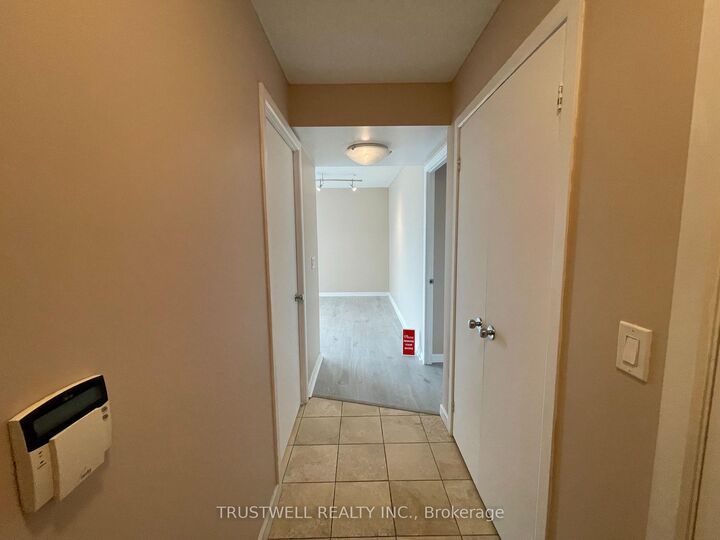 Property Photo: 8 Park Road 1905 ON M4W 3S5
