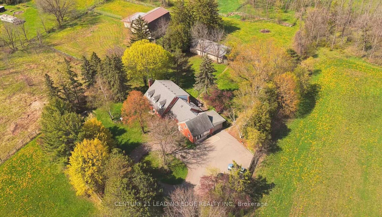 Photo de la propriété:  18 Kennedy Lane  ON L4A 2J5 