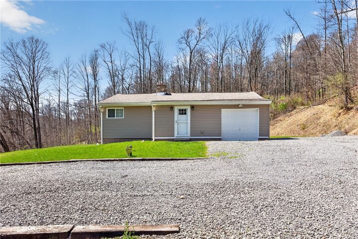 Property Photo:  2523 Union Valley Rd  PA 16157 