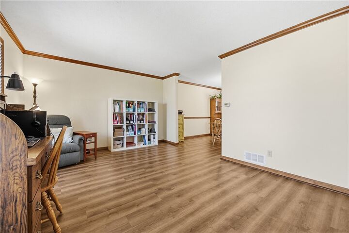 Property Photo:  138 Jarod Dr  PA 15108 