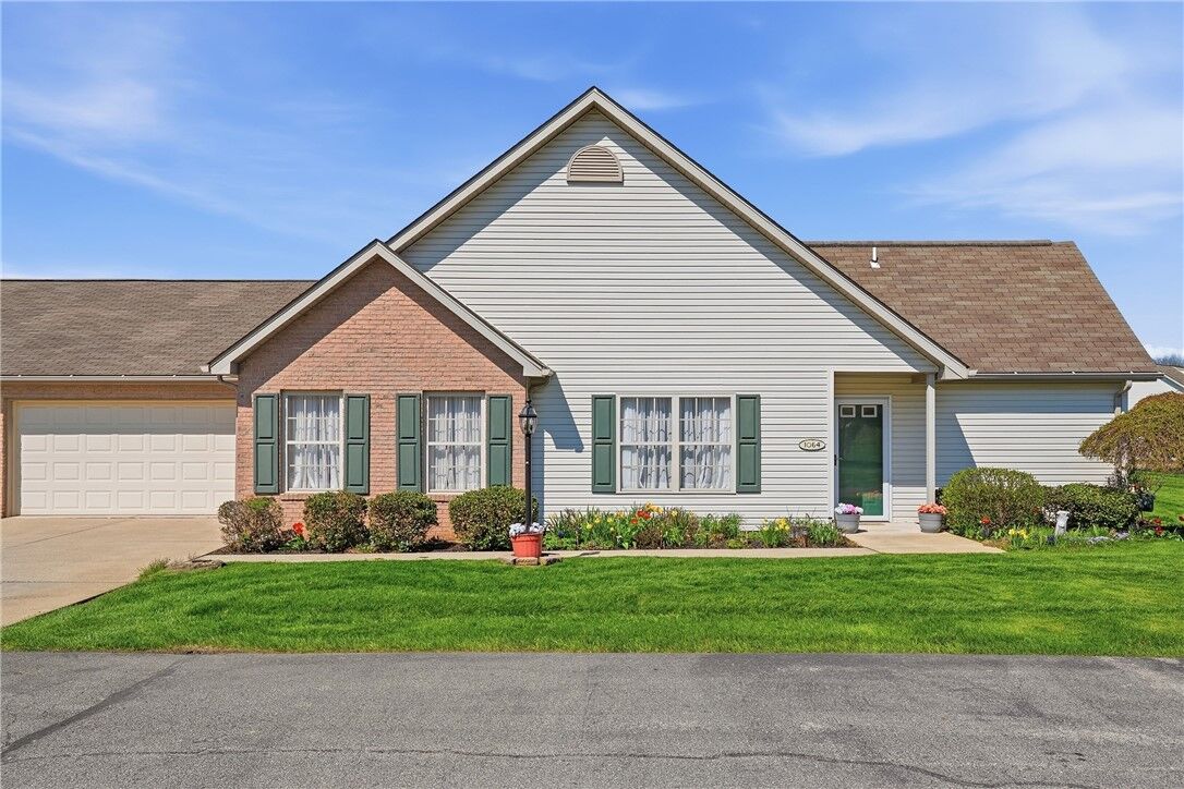 Property Photo:  1064 Timberwood Dr  PA 15010 