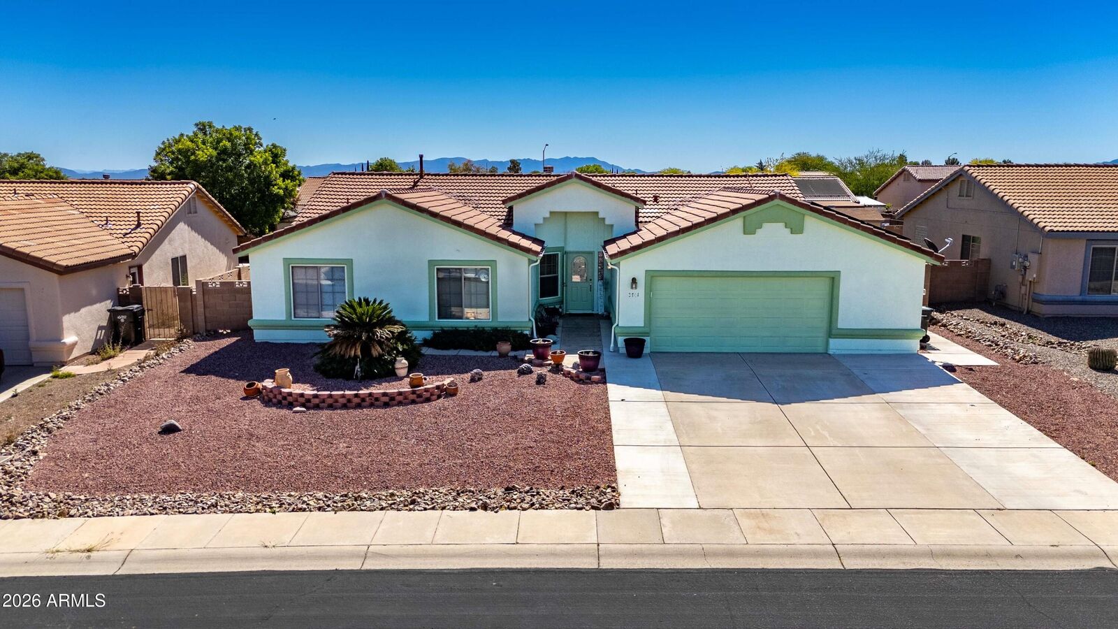 Property Photo:  3741 Barahona Drive  AZ 85650 
