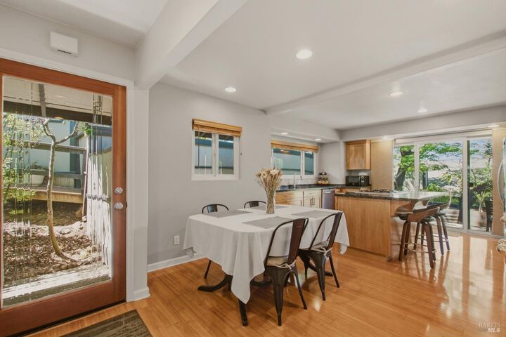 Property Photo:  28 Elan Way  CA 94559 