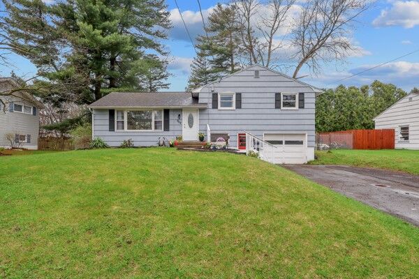 Property Photo:  902 Leroy Road  NY 13212 