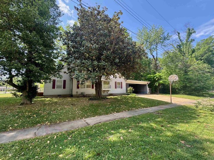 Property Photo:  1237 Vine Street  AR 72401 