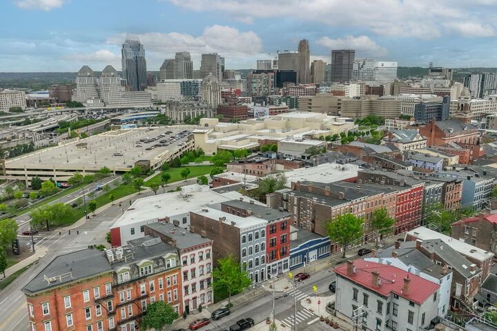 Property Photo:  551 E Thirteenth Street  OH 45202 