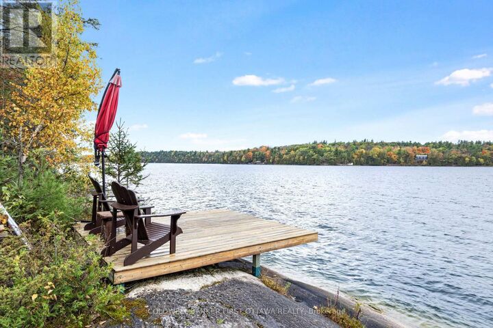 Property Photo:  334 Featherston Lane  ON K0H 2B0 