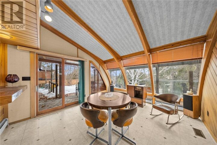 Photo de la propriété:  1279 Nesbitt Drive  ON P3E 4E9 