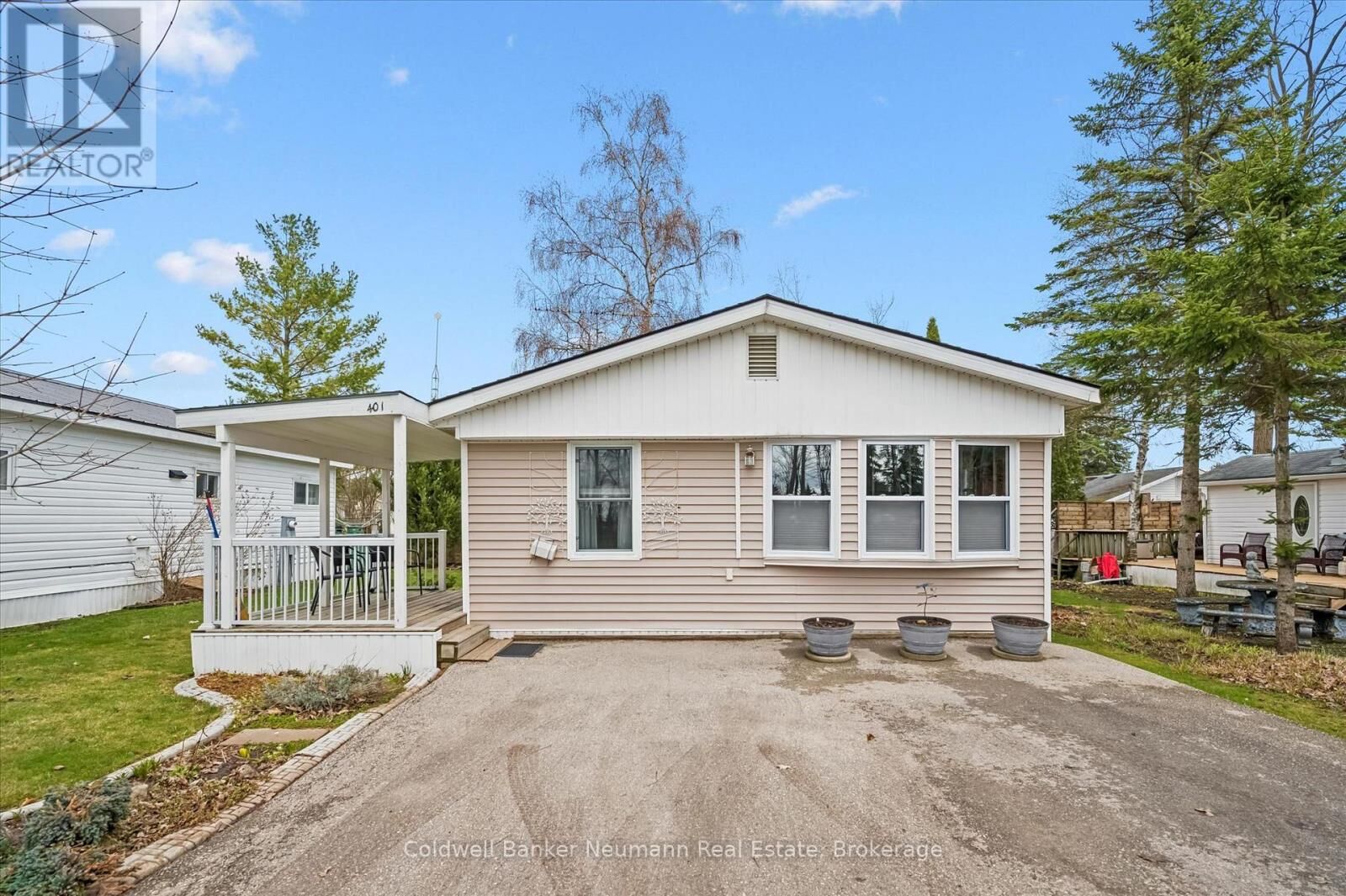 Photo de la propriété:  401 Teak Trail  ON N1M 2W5 