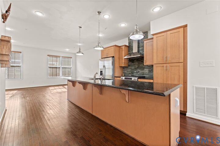 Property Photo:  3904 Village Townes Walk  VA 23060 