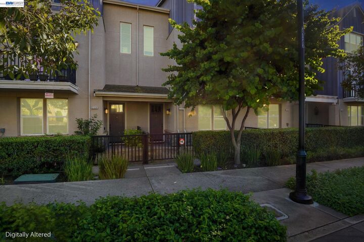 Property Photo:  2332 Carbondale Way  CA 94568 