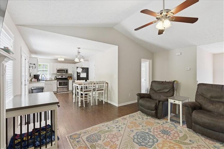 Property Photo:  101 Brookcliff Court  GA 30179 