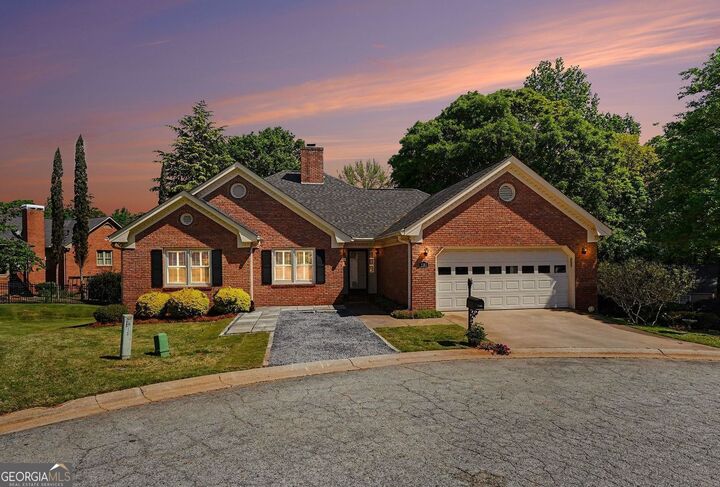 Property Photo: 1180 Oakpark Drive GA 30253