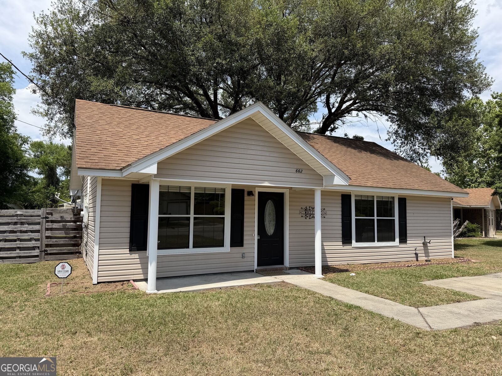 Property Photo:  662 Windhaven Drive  GA 31313 