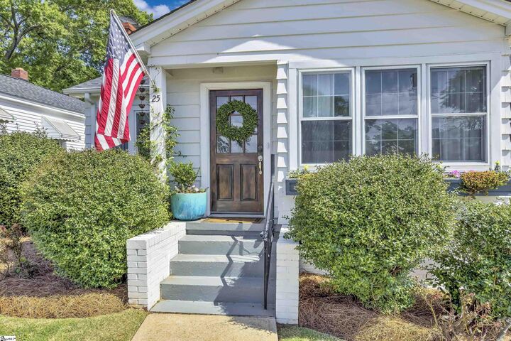 Property Photo:  25 Cumberland Avenue  SC 29607 