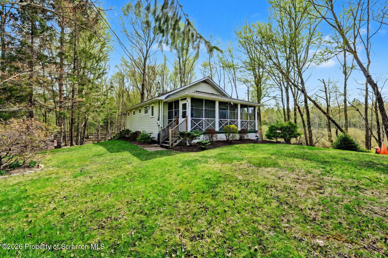 Property Photo:  147 3rd Street  PA 18424 