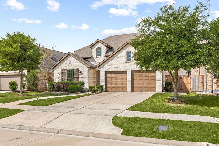 Property Photo: 16823 Hammon Woods Drive TX 77346