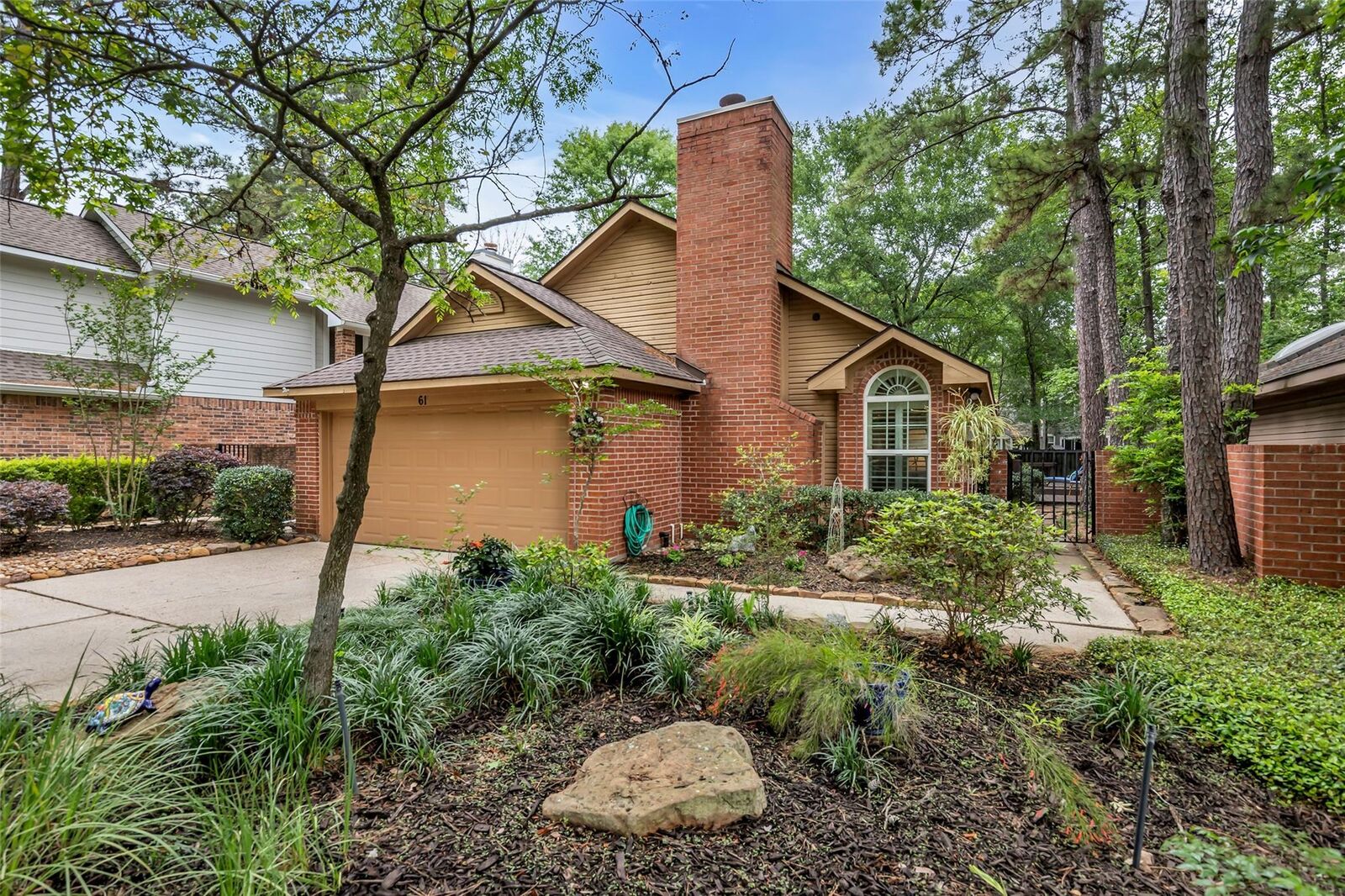 Property Photo:  61 N Rushwing Circle  TX 77381 