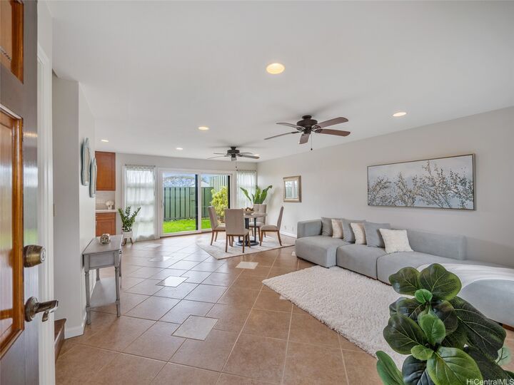 Property Photo:  92-926 Welo Street 57  HI 96707 