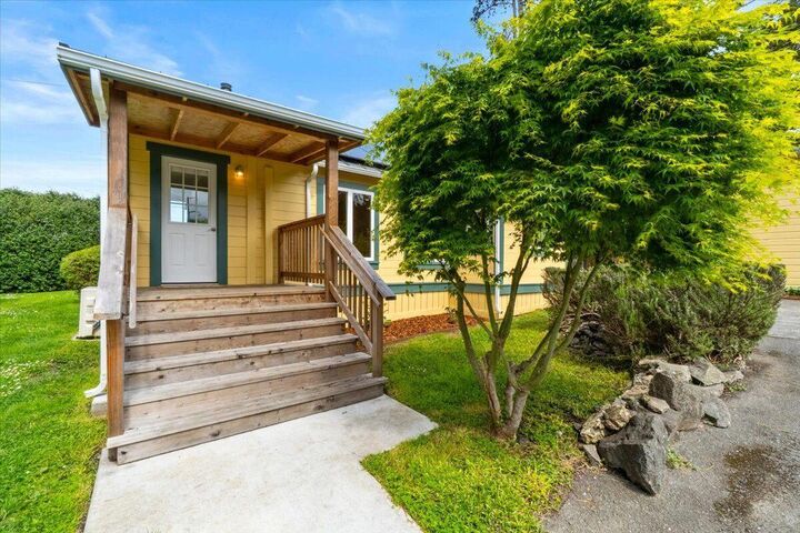 Property Photo:  1433 Freshwater Road  CA 95503 