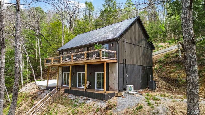 Property Photo: 1265 Cliffs Edge Road KY 40729