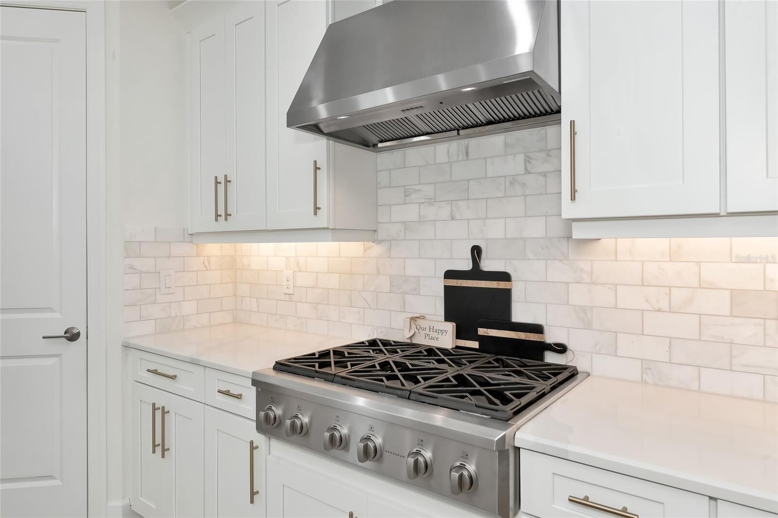 Property Photo:  4625 Trento Place  FL 34211 