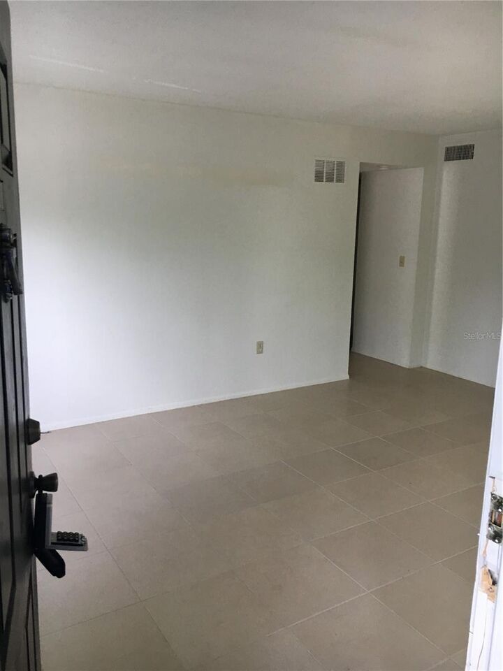 Property Photo:  5325 Curry Ford Road H101  FL 32812 