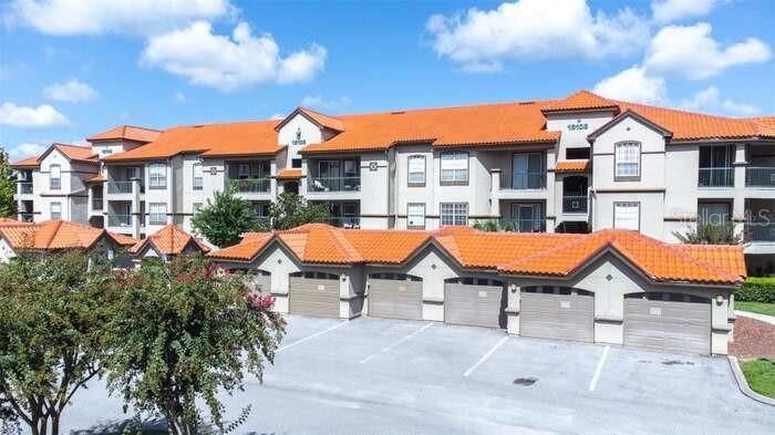 Property Photo:  18108 Peregines Perch Place 7109  FL 33558 