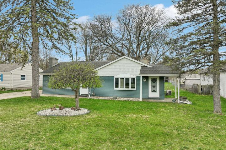 Property Photo:  21510 Ulrich Street  MI 48036 