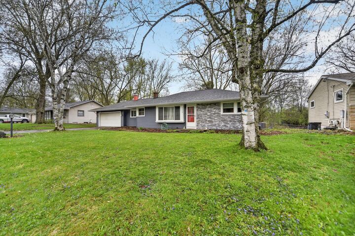 Property Photo:  2520 Dorvin Drive  MI 49201 