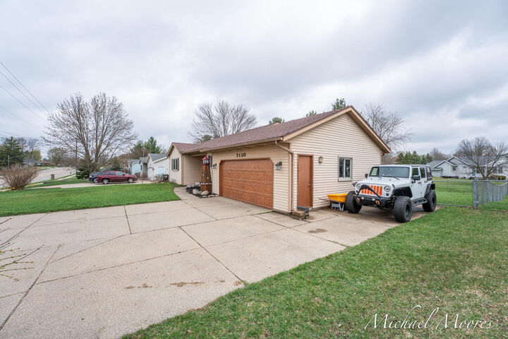 Property Photo:  7130 28th Avenue  MI 49426 