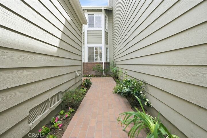 Property Photo:  510 Stoneham Court 102  CA 90803 