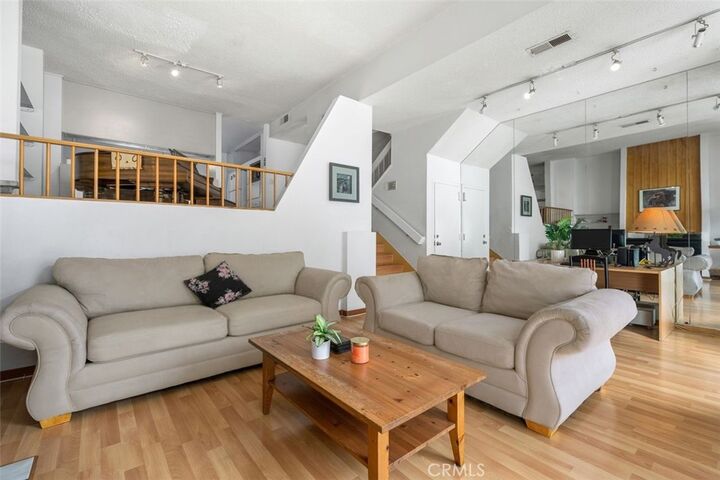 Property Photo: 4916 McConnell Avenue CA 90066