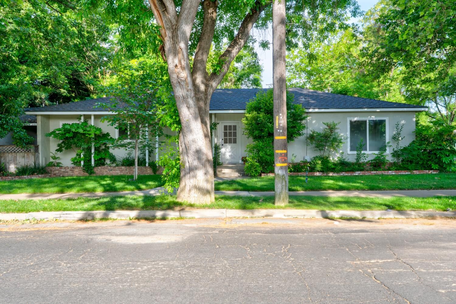 Property Photo:  2669 6th Avenue  CA 95340 