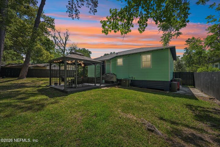 Property Photo:  1315 Azalea Drive  FL 32205 