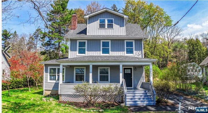 Property Photo:  1899 Washington Valley Road  NJ 08836 