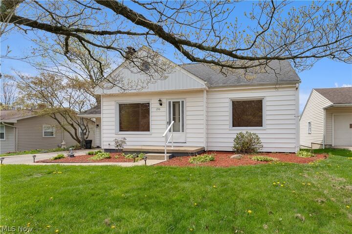 Property Photo: 190 Struthers Liberty Road OH 44405