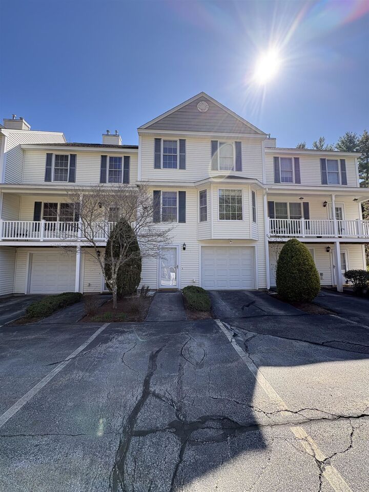 Property Photo:  19 Mulberry Lane  NH 03031 